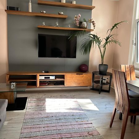 Komfortables Appartement Zentral Gelegen Ерфурт Екстериор снимка